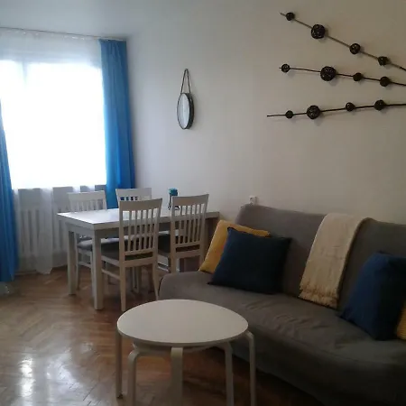 Apartament Brzezno *